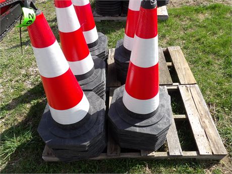 YARD CONES ( 40 )