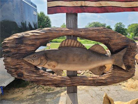 FISH CHAINSAW WOOD CARVING