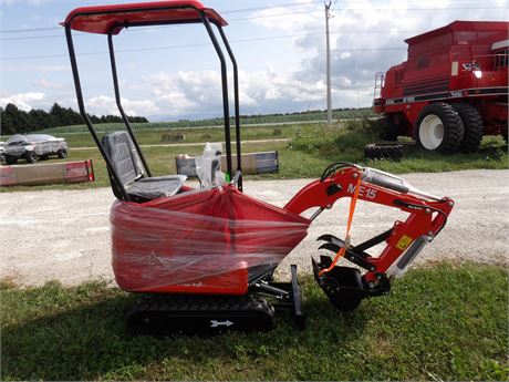 ME15 MINI EXCAVATOR