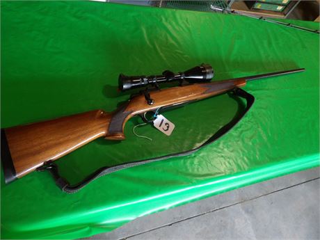 BROWNING 7 MM MAG A-BOLT W / SCOPE