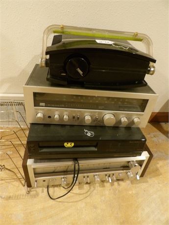 DVD PLAYER- STEREOS