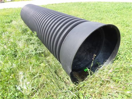 PLASTIC CULVERT SECTION 12x29 APPROX.