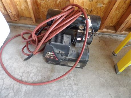 CONTRACTOR 1.75HP 4 GAL. AIR COMPRESSOR W / HOSE