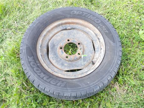 TIRE W / 5 BOLT RIM 22S/60R16