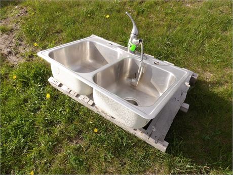 KITCHEN SINK