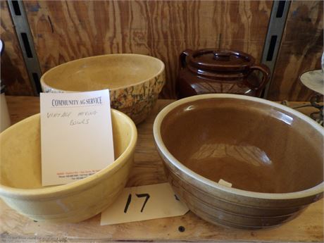 VINTAGE MIXING BOWLS