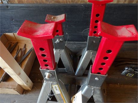 JACK STANDS 4 TOTAL
