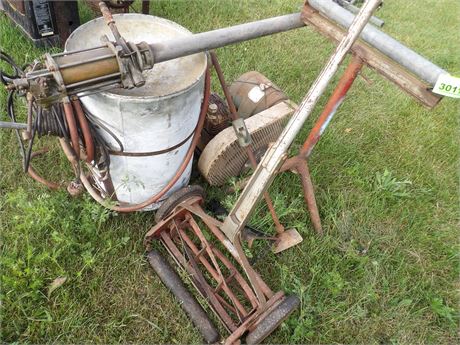 VINTAGE PUSH MOWER - ETC