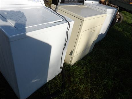 APPLIANCES - WASHER/DRYERS - REFRIGERATOR 5 TOTAL