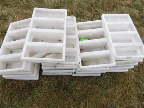 PLASTIC ORGANIZERS