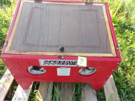 SPEEDWAY SERIES SAND BLASTING CABINET