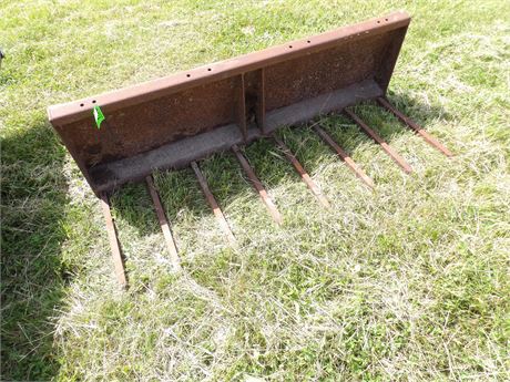 TINE ATTACHMENT BUCKET TYPE - APPROX. 5'