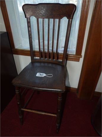 CHILDS WOODEN HIGH CHAIR
