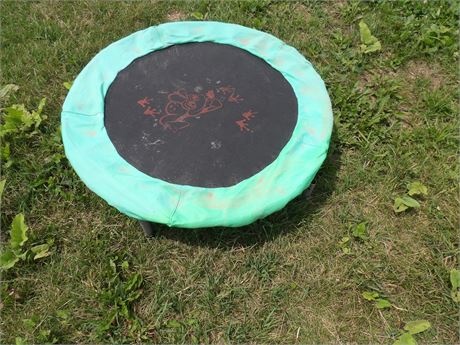 MINI EXERCISE TRAMPOLINE
