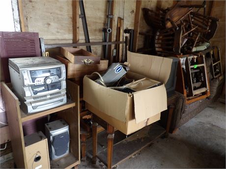 LARGE CLEAN UP LOT: CHAIRS - STEREO - PLUS MORE