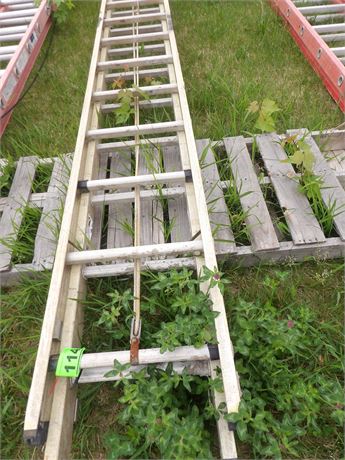 TITAN EXT LADDER
