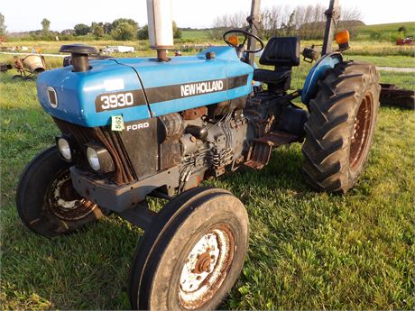 NEW HOLLAND 3930 (D) TRACTOR - SEE DESCRIPTION